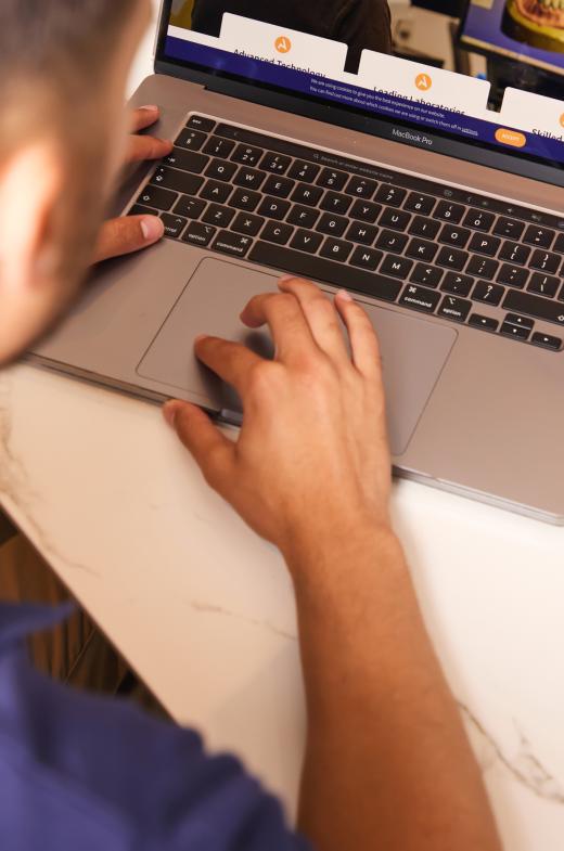 Tom King Face Model and Casting Agency