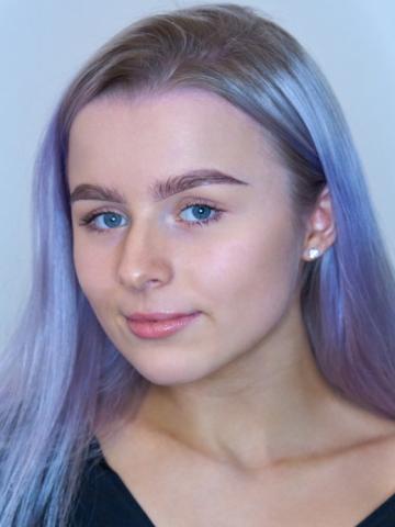 Female Supporting Artists | Face Model and Casting Agency