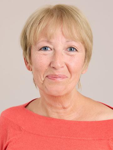 Tracy Crompton